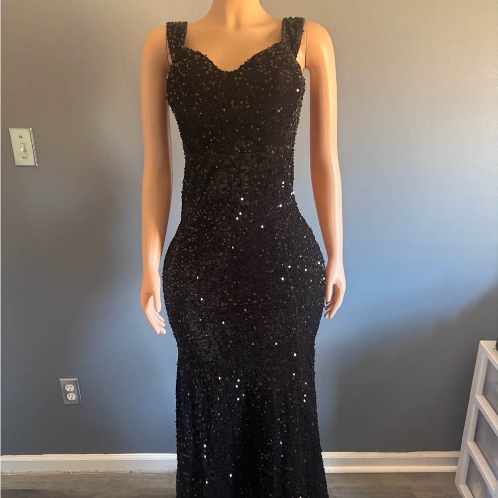 Elegant Black Sequin Evening Gown
